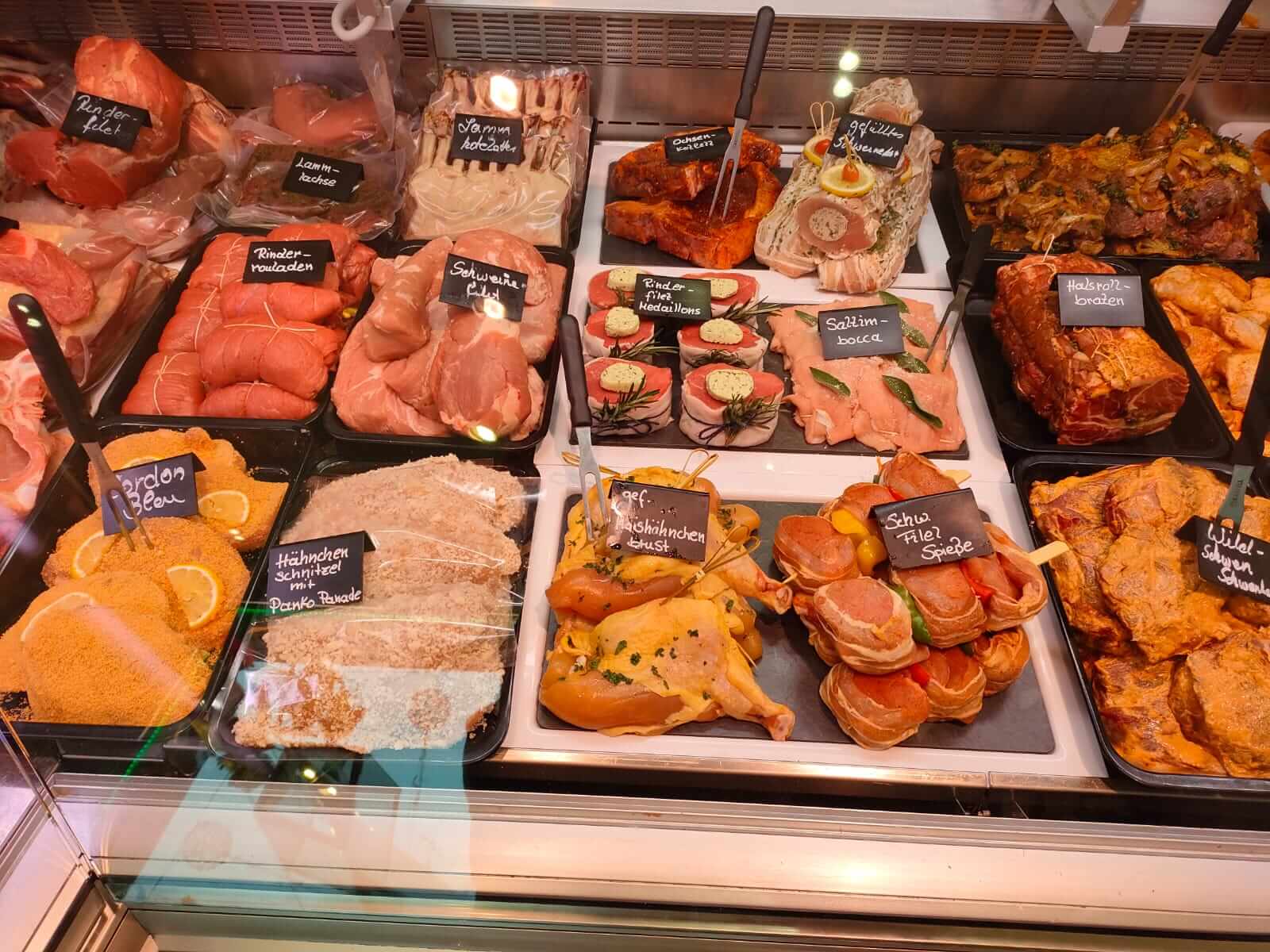 WhatsApp Image 2025-03-19 at 09.17.35 (1) (1)